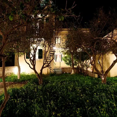 Апартаменты Mother's House In Syros Aegean Sea Posidhonia (Syros)