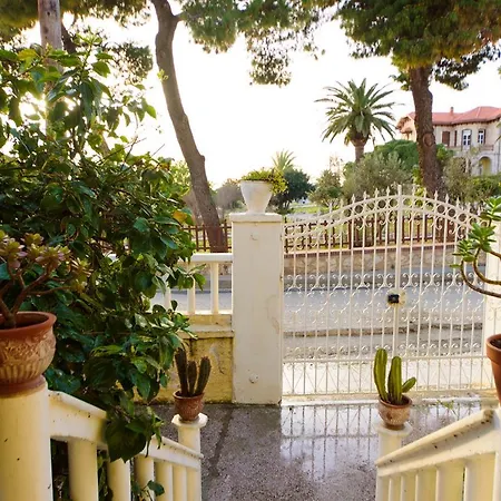 Mother's House In Syros Aegean Sea Апартаменты