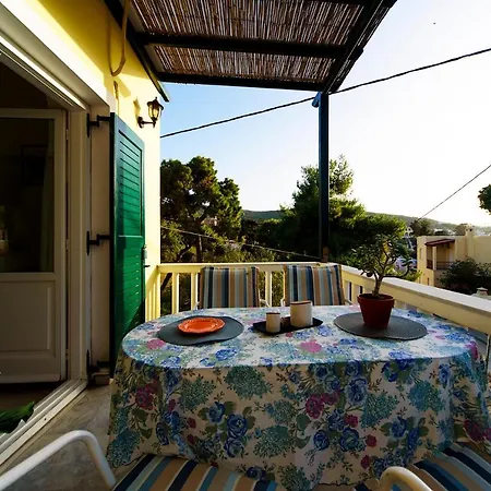 Mother's House In Syros Aegean Sea Apartamento Posidhonía