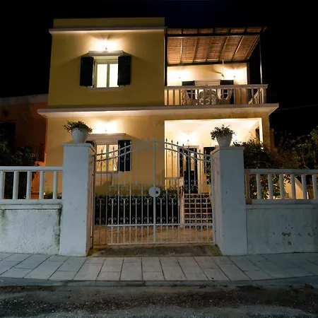 Mother's House In Syros Aegean Sea Apartamento